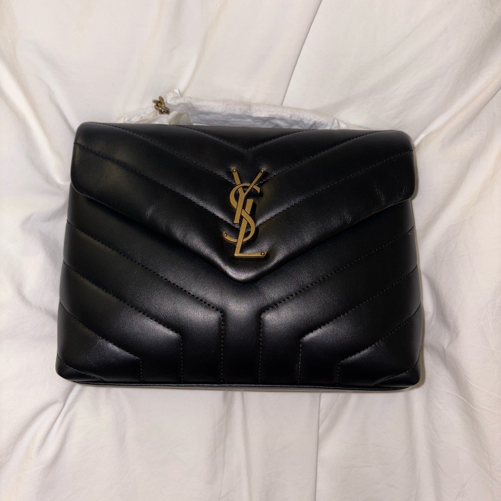 Yves Saint Laurent Black Small Loulou